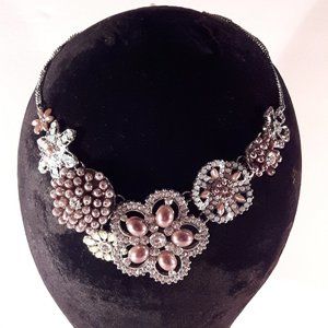 Costume Jewelry Statement Necklace silver and purple-grey